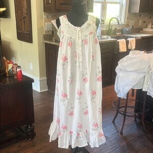 Jennifer Moore Sz S 100% Cotton Maxi Floral White and Pink Nightgown GUC